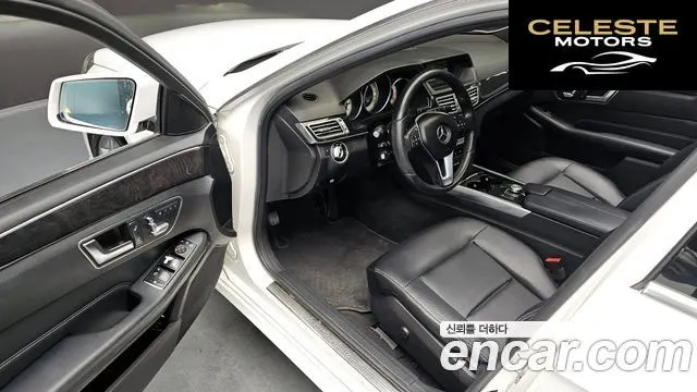 MERCEDES BENZ E-Classe W212 E200 Avantgarde 2015 — photo 11 sur 20