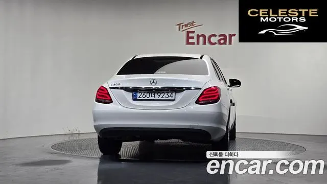 MERCEDES BENZ C-Classe W205 C200 2018 — photo 4 sur 28