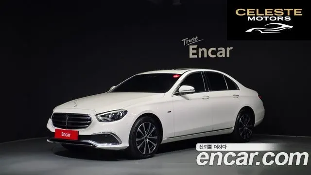 MERCEDES BENZ E-Classe W213 E300e 4MATIC Exclusive 2021 — photo 1 sur 30