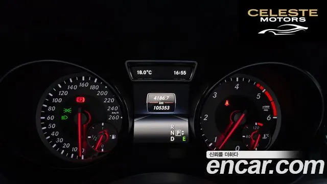 MERCEDES BENZ CLA-Classe C117 CLA200 CDI 4MATIC 2015 — photo 8 sur 20