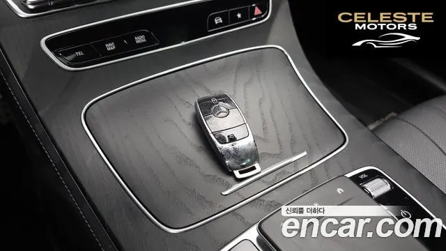 MERCEDES BENZ E-Classe W213 E300d 4MATIC Coupé 2022 — photo 31 sur 32