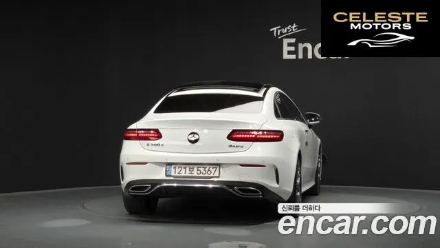 MERCEDES BENZ E-Classe W213 E300d 4MATIC Coupé 2022 — photo 4 sur 32