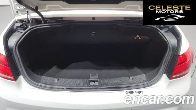MERCEDES BENZ E-Classe W212 E200 Cabriolet 2016 — photo 19 sur 20