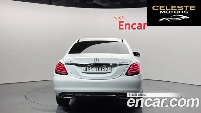 MERCEDES BENZ C-Classe W205 C220 Avantgarde 2015 — photo 4 sur 20