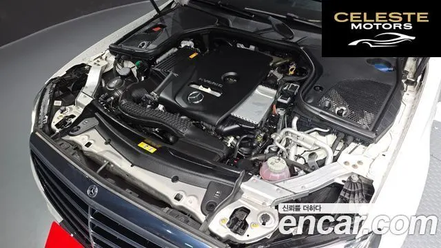 MERCEDES BENZ E-Classe W213 E300e Exclusive 2019 — photo 6 sur 30