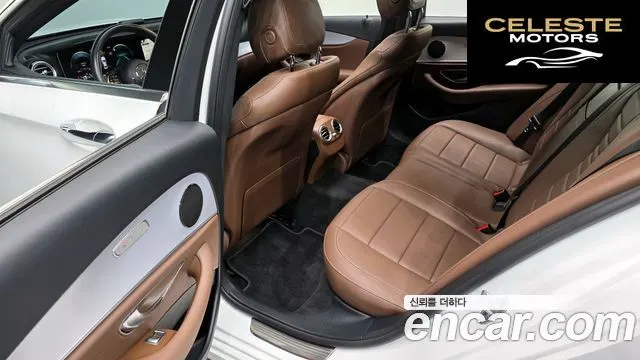 MERCEDES BENZ E-Classe W213 E250 Avantgarde 2021 — photo 18 sur 32