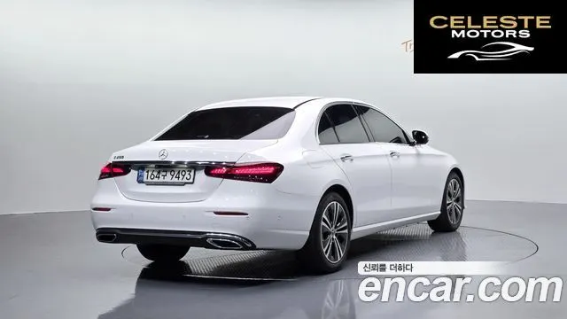MERCEDES BENZ E-Classe W213 E250 Avantgarde 2021 — photo 2 sur 32