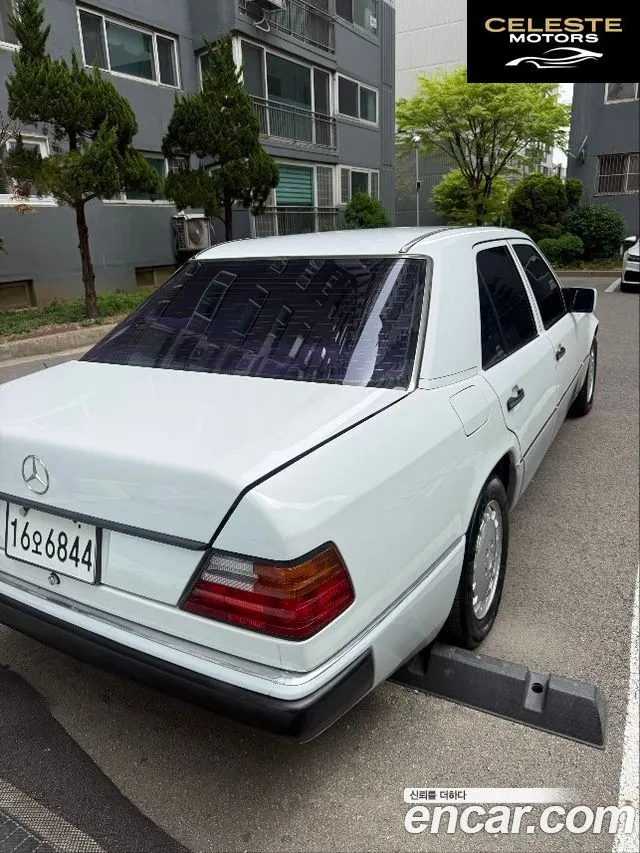 MERCEDES BENZ E-Classe W124 E300 1993 — photo 2 sur 15