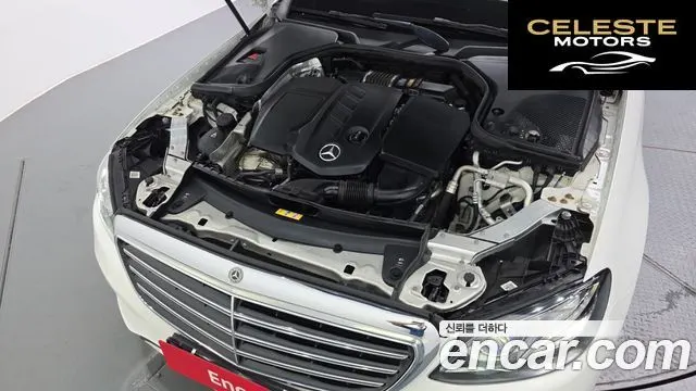 MERCEDES BENZ E-Classe W213 E220d 4MATIC Exclusive 2020 — photo 6 sur 32