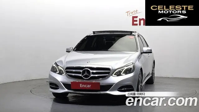 MERCEDES BENZ E-Classe W212 E300 Avantgarde 2014 — photo 3 sur 20