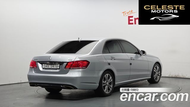 MERCEDES BENZ E-Classe W212 E220 CDI Avantgarde 2014 — photo 2 sur 20