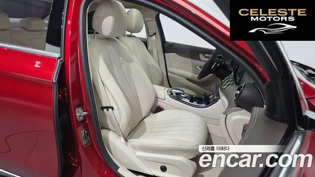 MERCEDES BENZ E-Classe W213 E220d Exclusive 2017 — photo 12 sur 20
