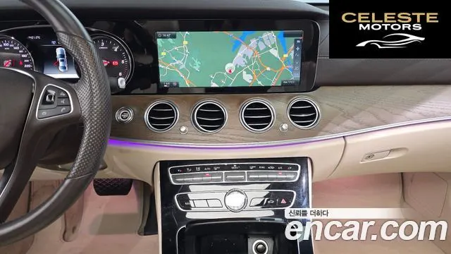 MERCEDES BENZ E-Classe W213 E220d Exclusive 2017 — photo 19 sur 20