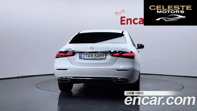 MERCEDES BENZ E-Classe W213 E250 Exclusive 2023 — photo 3 sur 36