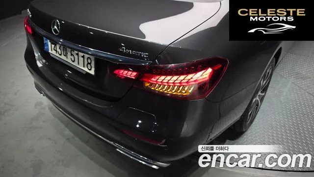 MERCEDES BENZ E-Classe W213 E300e 4MATIC Exclusive 2021 — photo 9 sur 37