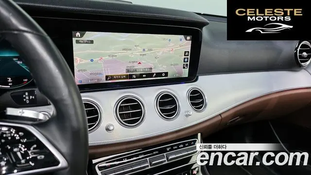 MERCEDES BENZ E-Classe W213 E250 Avantgarde 2021 — photo 21 sur 32