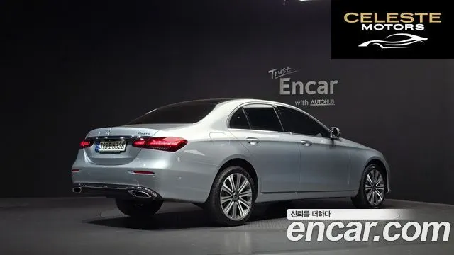 MERCEDES BENZ E-Classe W213 E450 4MATIC Exclusive 2021 — photo 2 sur 33