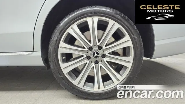 MERCEDES BENZ E-Classe W213 E450 4MATIC Exclusive 2021 — photo 7 sur 33