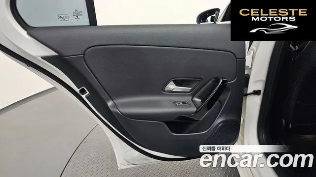 MERCEDES BENZ A-Classe W177 A220 Berline 2020 — photo 15 sur 38