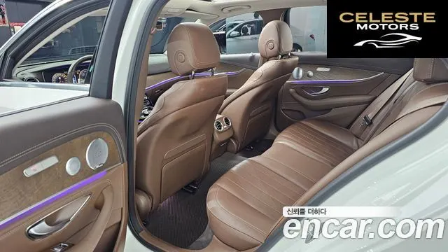 MERCEDES BENZ E-Classe W213 E300 Exclusive 2018 — photo 16 sur 30