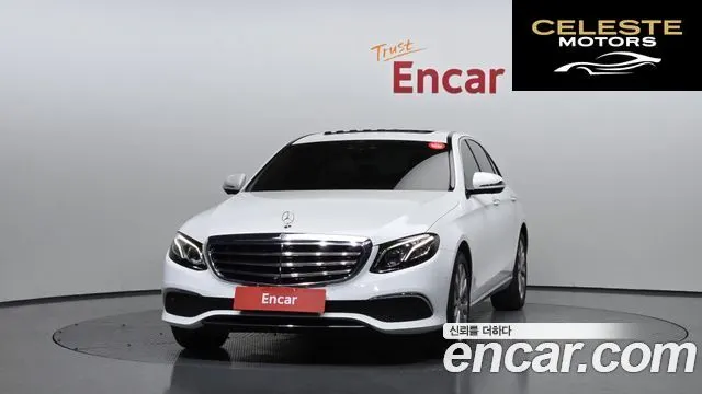 MERCEDES BENZ E-Classe W213 E300 Exclusive 2018 — photo 3 sur 30