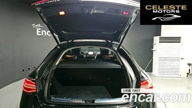 MERCEDES BENZ GLE-Classe W166 GLE350 d 4MATIC Coupé 2017 — photo 20 sur 26