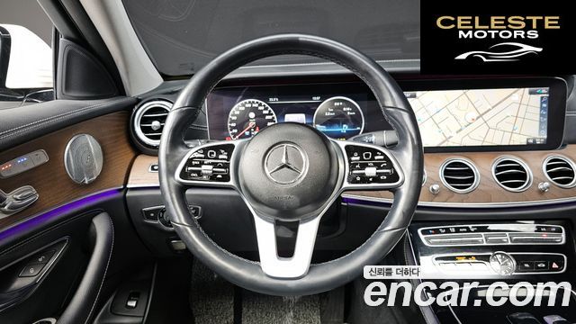MERCEDES BENZ E-Classe W213 E300 4MATIC Exclusive 2020 — photo 13 sur 20