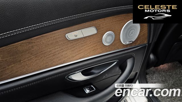MERCEDES BENZ E-Classe W213 E300 4MATIC Exclusive 2020 — photo 18 sur 20