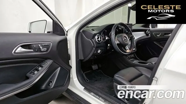 MERCEDES BENZ GLA-Classe X156 GLA220 Premium 2019 — photo 10 sur 20