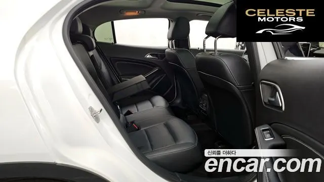 MERCEDES BENZ GLA-Classe X156 GLA220 Premium 2019 — photo 12 sur 20