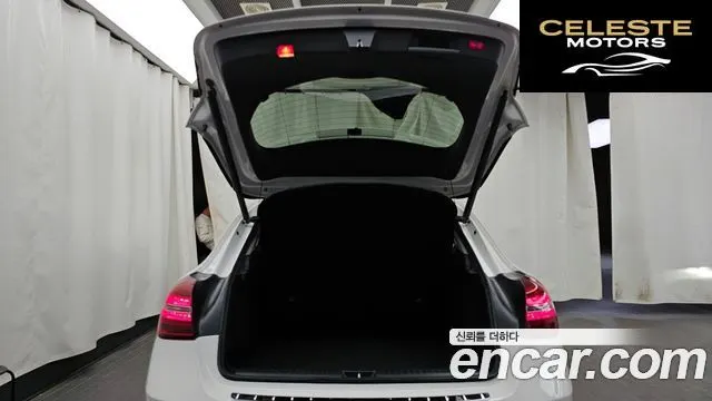MERCEDES BENZ GLA-Classe X156 GLA220 Premium 2019 — photo 20 sur 20