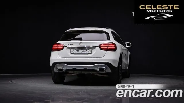 MERCEDES BENZ GLA-Classe X156 GLA220 Premium 2019 — photo 4 sur 20