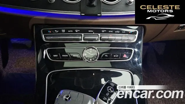 MERCEDES BENZ E-Classe W213 E220d 4MATIC Avantgarde 2018 — photo 20 sur 20