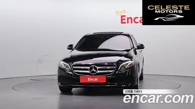 MERCEDES BENZ E-Classe W213 E220d 4MATIC Avantgarde 2018 — photo 3 sur 20