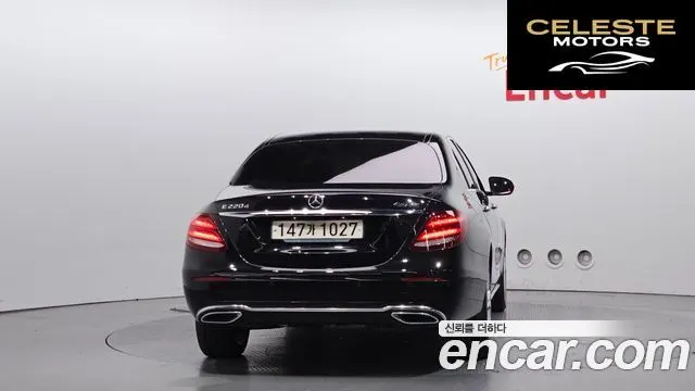 MERCEDES BENZ E-Classe W213 E220d 4MATIC Avantgarde 2018 — photo 4 sur 20