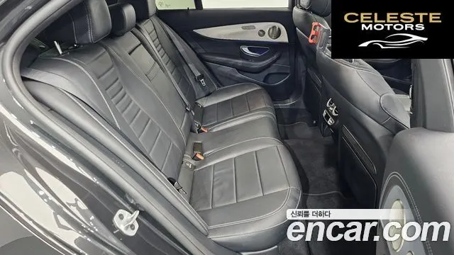 MERCEDES BENZ E-Classe W213 E350 4MATIC Avantgarde 2021 — photo 17 sur 33