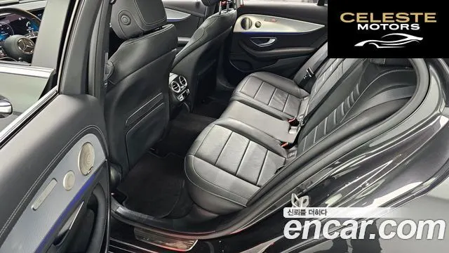 MERCEDES BENZ E-Classe W213 E350 4MATIC Avantgarde 2021 — photo 18 sur 33