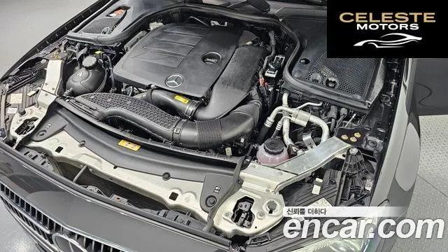 MERCEDES BENZ E-Classe W213 E350 4MATIC Avantgarde 2021 — photo 6 sur 33