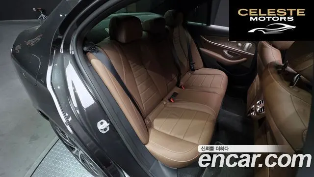 MERCEDES BENZ E-Classe W213 E300e 4MATIC Exclusive 2021 — photo 16 sur 37