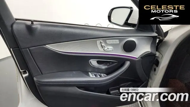 MERCEDES BENZ E-Classe W213 E300 Avantgarde 2019 — photo 14 sur 30