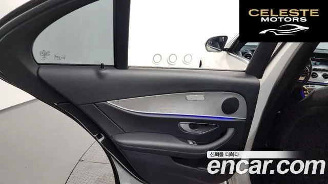 MERCEDES BENZ E-Classe W213 E300 Avantgarde 2019 — photo 15 sur 30