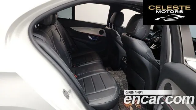 MERCEDES BENZ E-Classe W213 E300 Avantgarde 2019 — photo 17 sur 30
