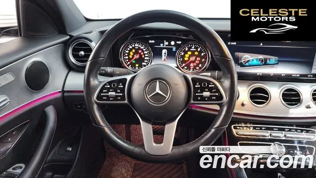 MERCEDES BENZ E-Classe W213 E300 Avantgarde 2019 — photo 19 sur 30