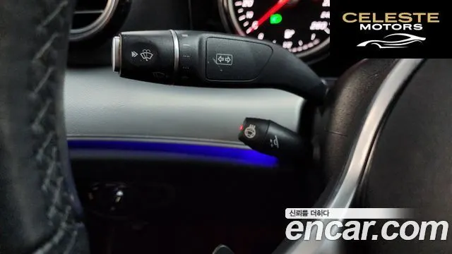 MERCEDES BENZ E-Classe W213 E300 Avantgarde 2019 — photo 28 sur 30