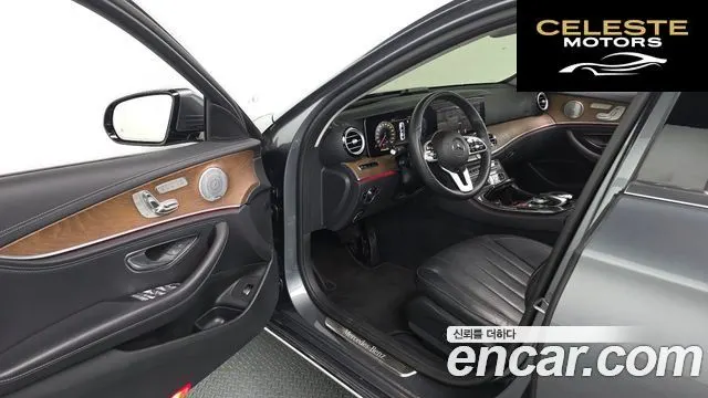 MERCEDES BENZ E-Classe W213 E300 Exclusive 2019 — photo 13 sur 33