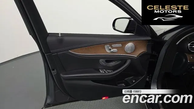MERCEDES BENZ E-Classe W213 E300 Exclusive 2019 — photo 14 sur 33