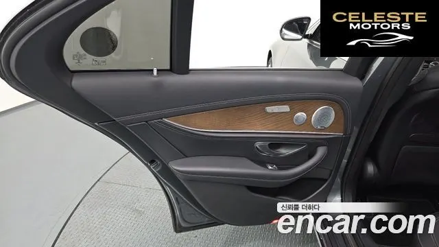 MERCEDES BENZ E-Classe W213 E300 Exclusive 2019 — photo 15 sur 33