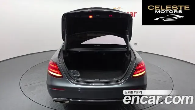 MERCEDES BENZ E-Classe W213 E300 Exclusive 2019 — photo 33 sur 33