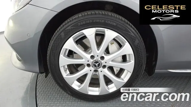 MERCEDES BENZ E-Classe W213 E300 Exclusive 2019 — photo 5 sur 33