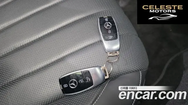 MERCEDES BENZ E-Classe W213 E300 4MATIC Exclusive 2019 — photo 23 sur 39